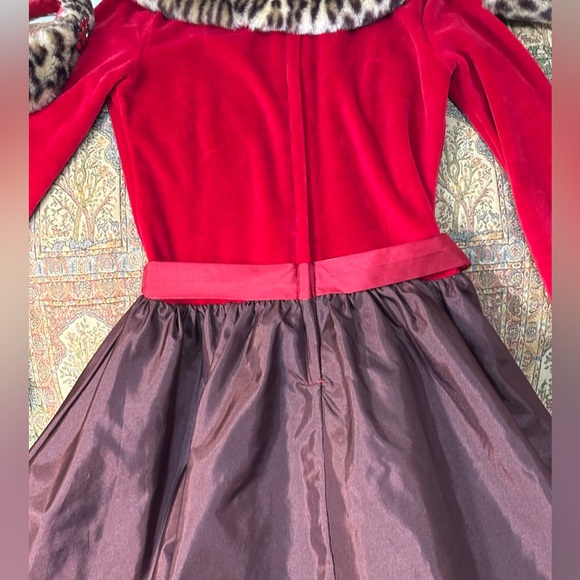 American Girl Chocolate Cherry Holiday Dress With Collar, Cuff Headband SZ 8 - Picture 6 of 14